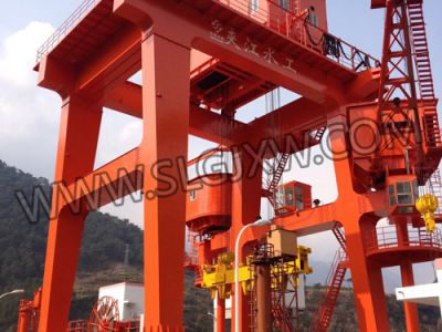  起重吊機鋼結(jié)構(gòu)防腐工程